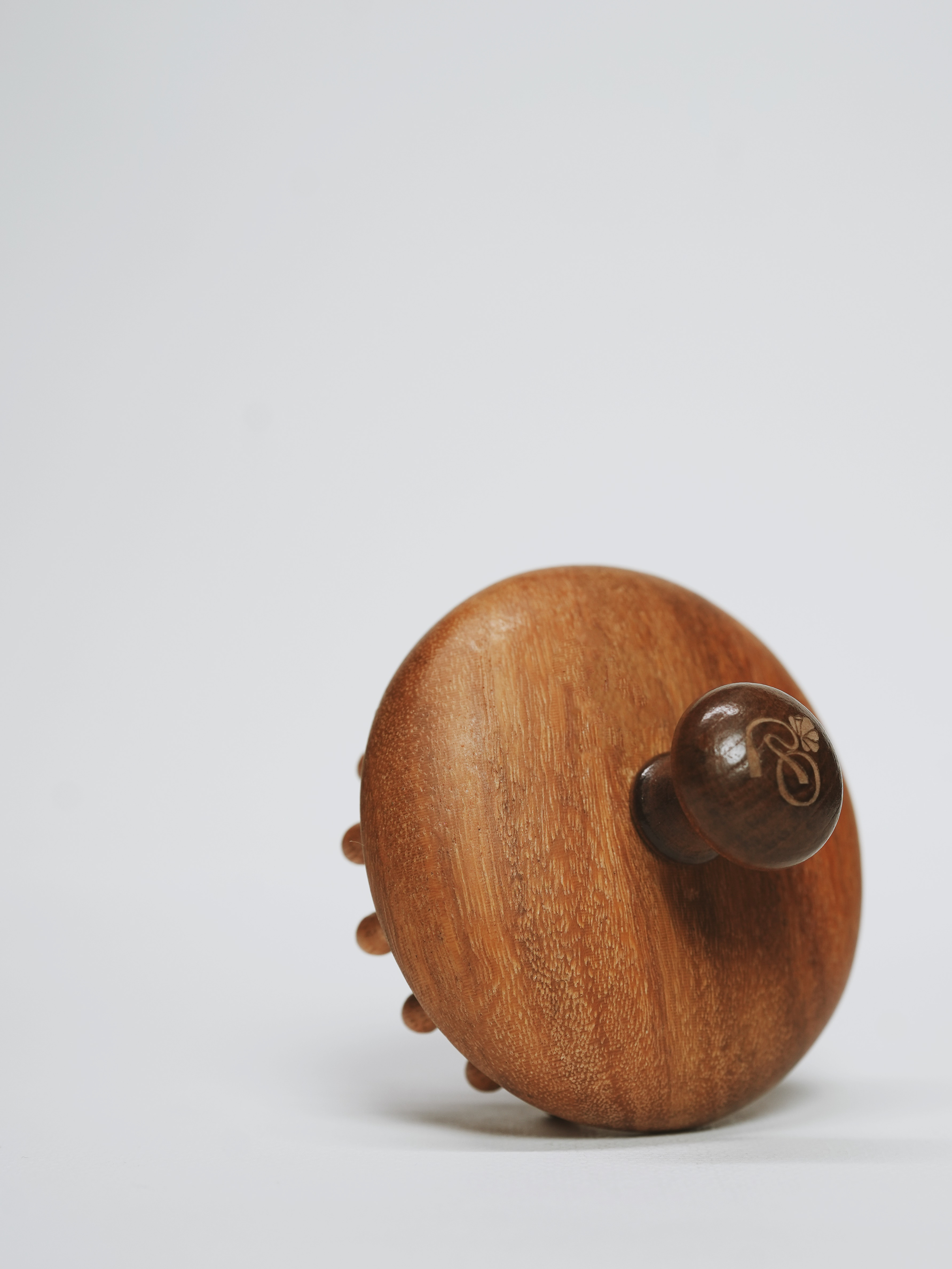 Sandalwood Body Massage Tool — Multifunctional Ritual